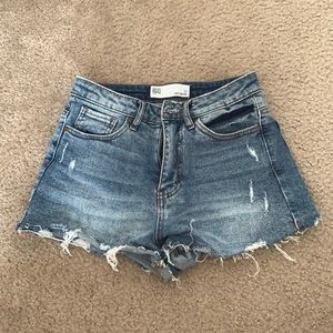 Tilly’s Highwaisted Denim Shorts
